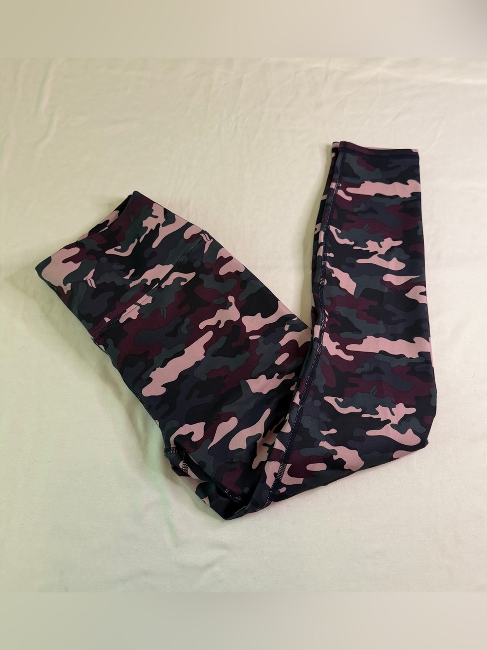 Fabletics PowerHold High Waisted Camo Capri Leggings Pink Black Purple M NWT